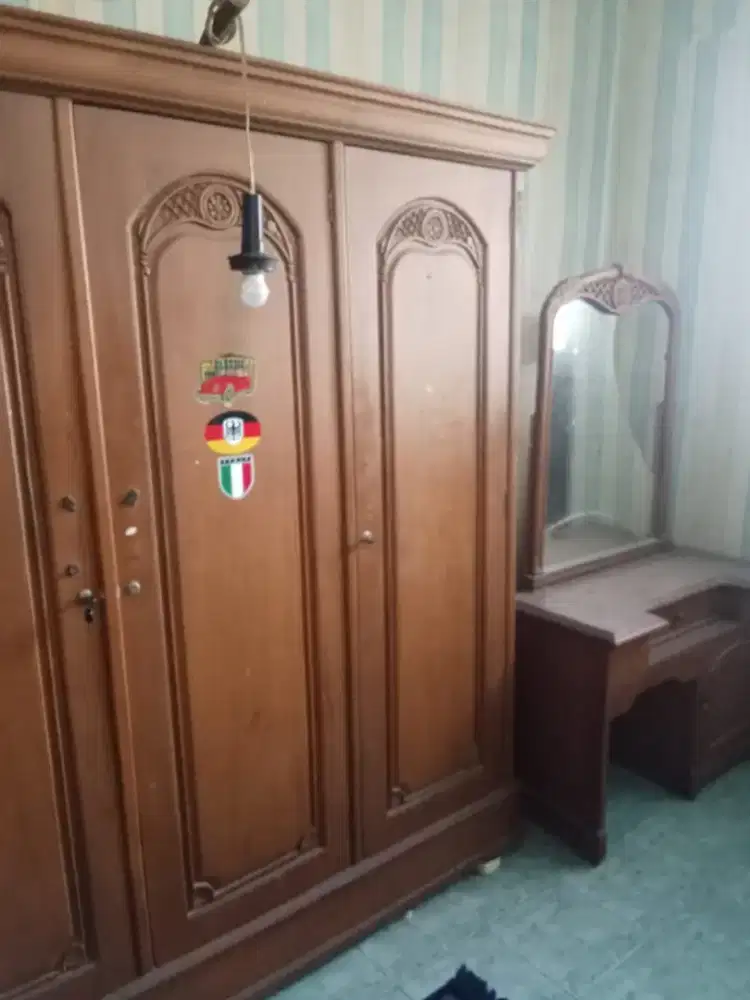 DI JUAL KAMAR SET