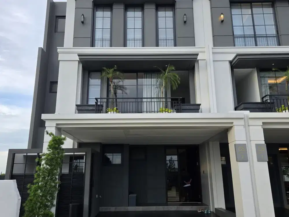Dijual Rumah 3 Lantai di BSD City The ARMONT Mewah Klasik Elegan