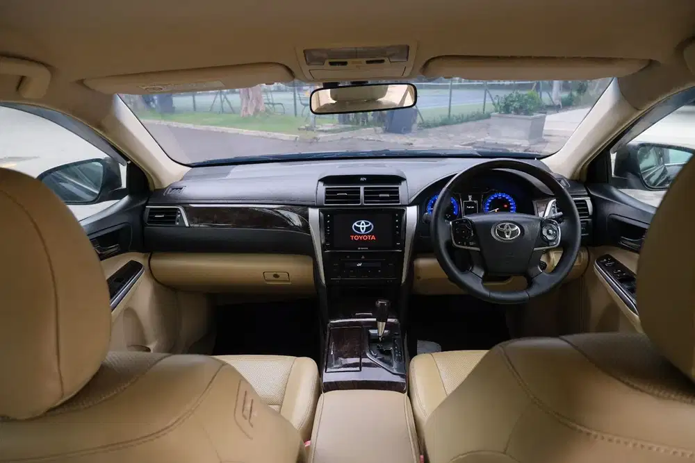 Toyota Camry 2016 Bensin
