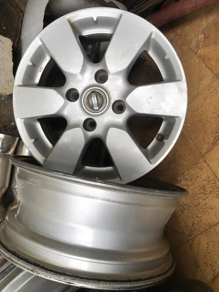 VELG OEM SILVER LIVINA