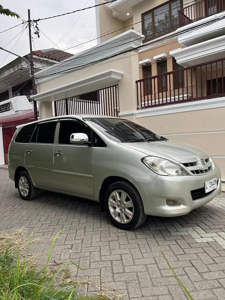 Toyota Innova 2.0 V 2008 Bensin