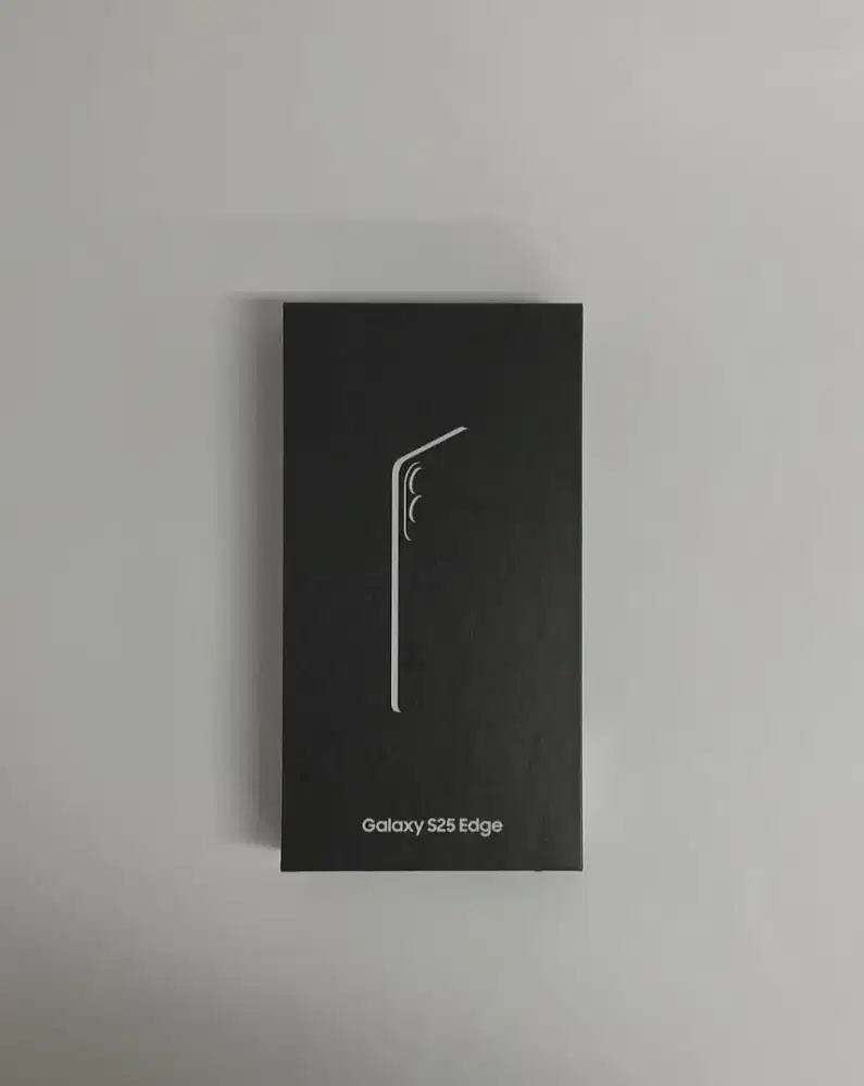 Samsung Galaxy S25 Edge - 12GB | 256GB (Free Buds Core)