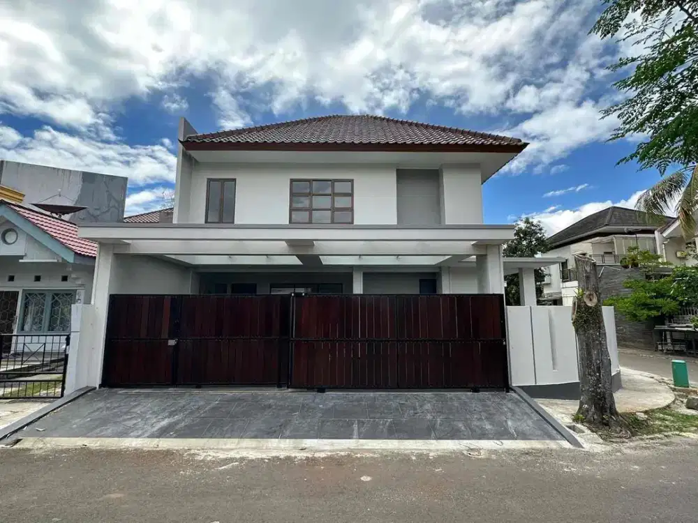 Rumah Baru di Kencana Loka BSD Blok A Hoek Hadap Timur