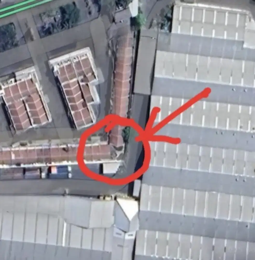 MURAH!! BAWAH HARGA PASAR!! RUKO 3 JEJER DIPOJOK 
Paragon Plaza