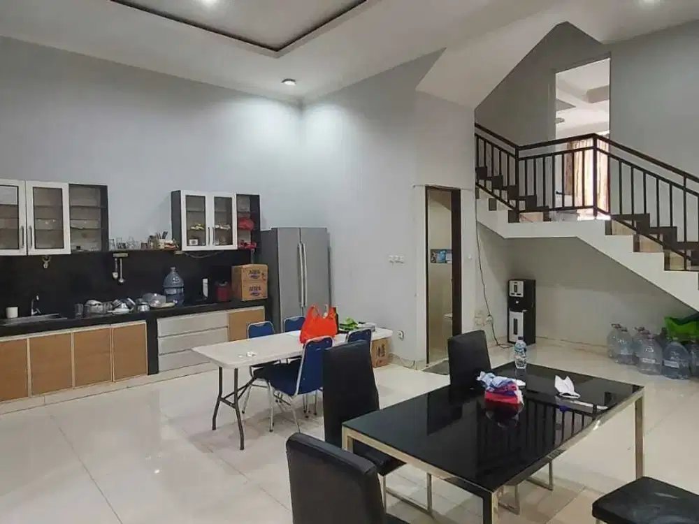 Rumah 5kt Pluit Sakti Semi.furnish.bagus.siap.huni keadaan tersewa (di refund)