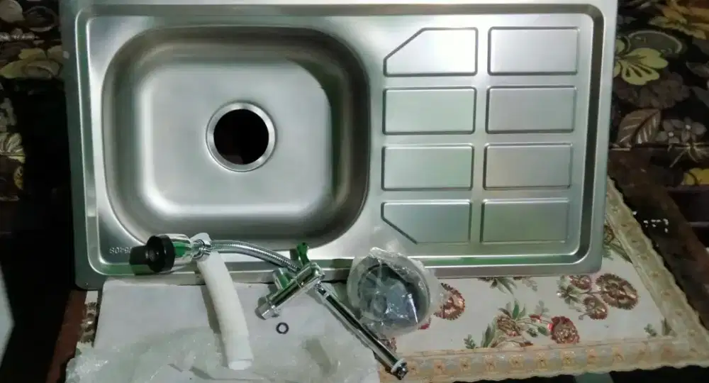 Wastafel cuci piring&kran