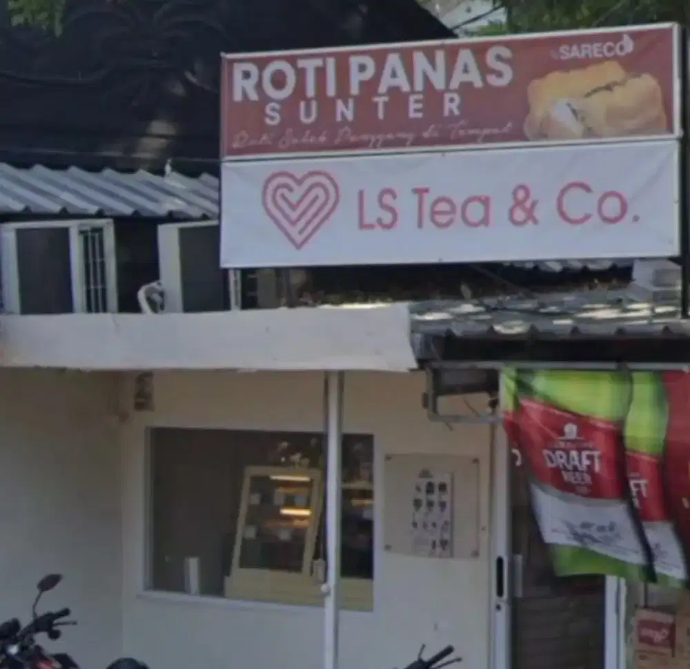 SPG toko roti panas di Sunter