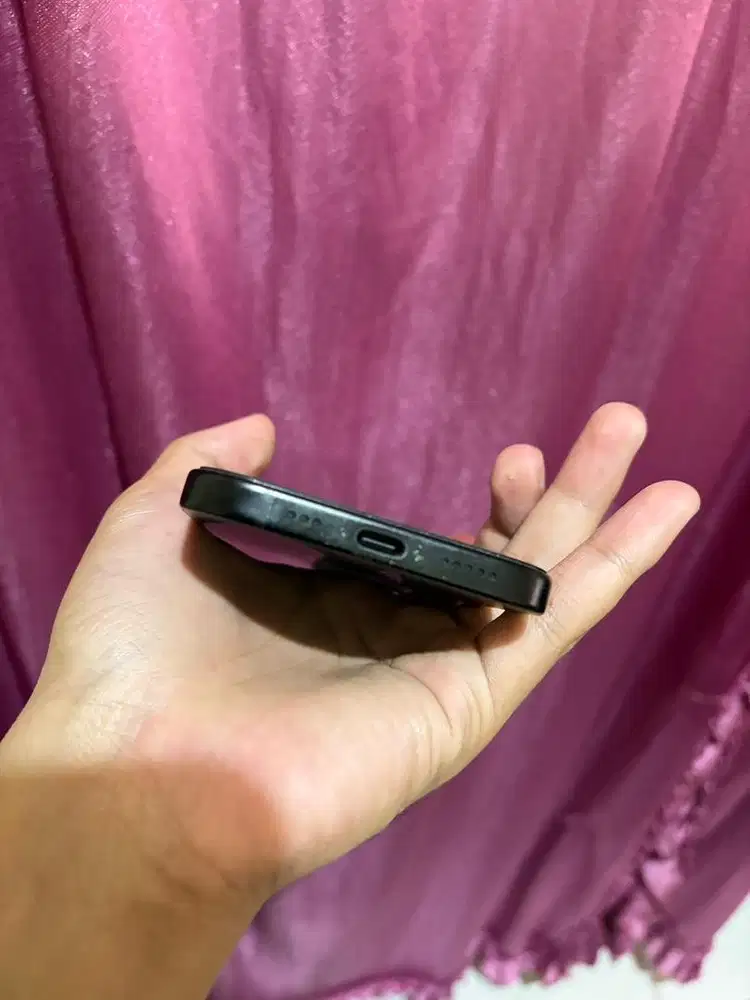 Iphone 15 128 GB garansi Ibox