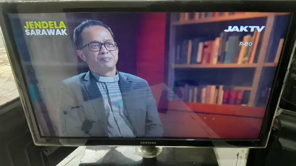 Tv led samsung 32 inch Analog