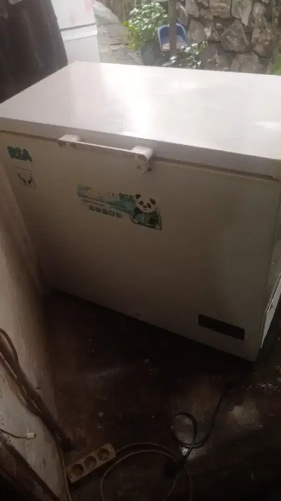 Frizer box merek RSA