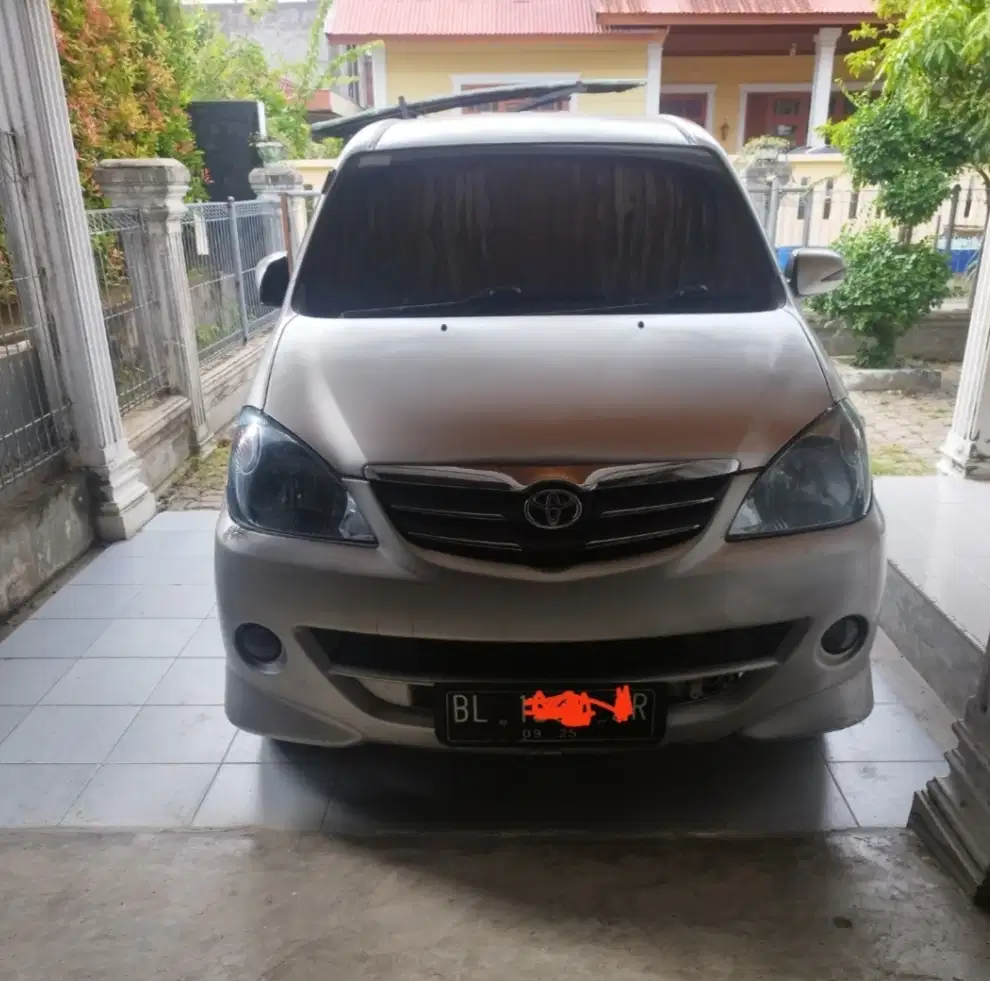 Toyota Avanza 2009 Bensin