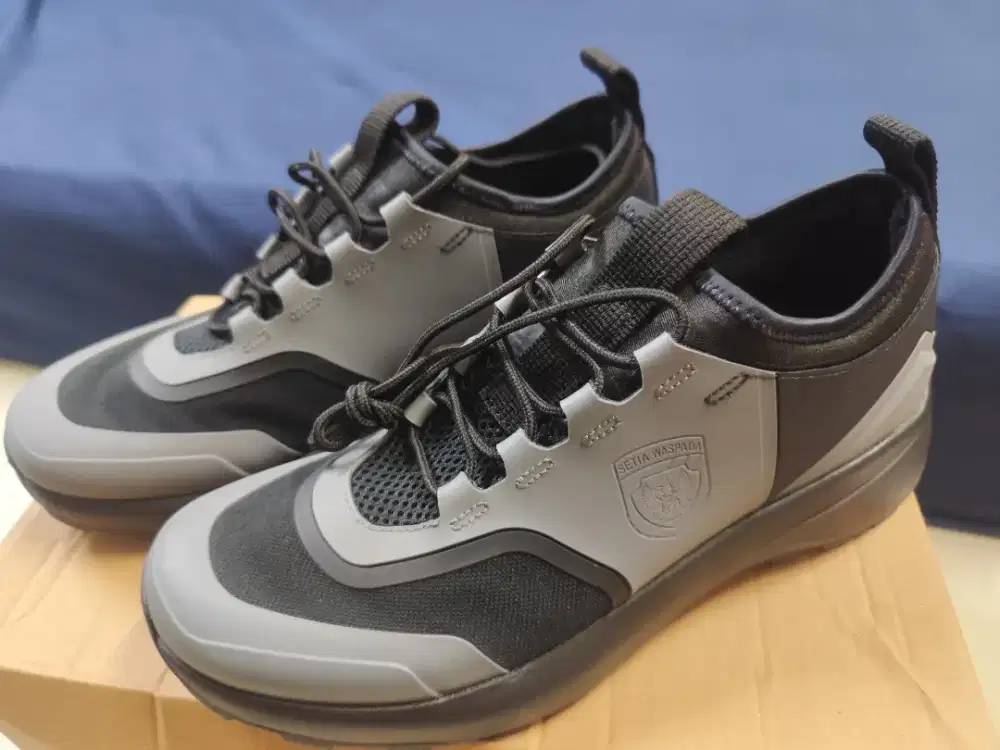 Sepatu Concave - Trail Running Shoes Paspampres Edition