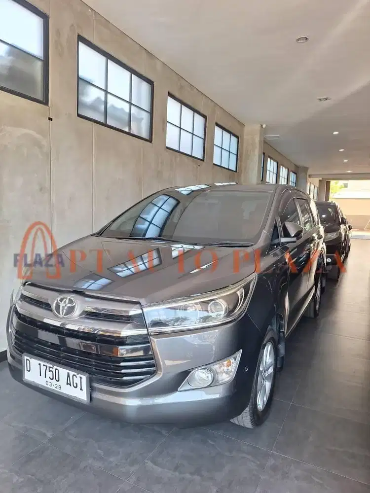 TOYOTA KIJANG INNOVA V DIESEL MATIC 2018 ABU-ABU