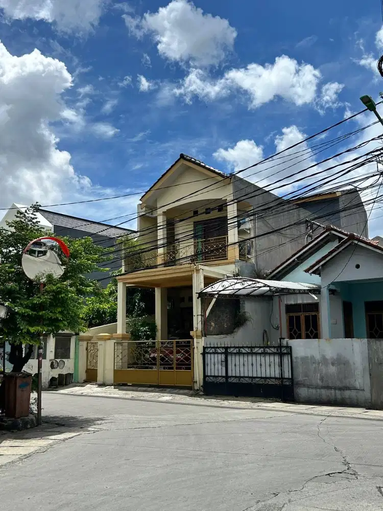 RUMAH 2 LANTAI SIAP HUNI – GALUR SARI / UTAN KAYU SELATAN – MATRAMAN