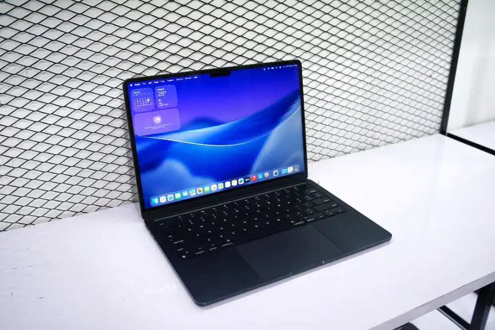 MacBook Air M2 2022 13inch.RAM8GB.SSD256GB