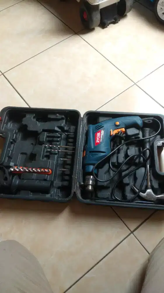 Mesin bor Listrik dan cordless