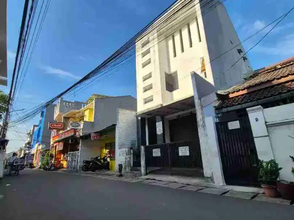 Dijual Kost Kosan 3 lantai di Kebayoran Baru Jakarta Selatan