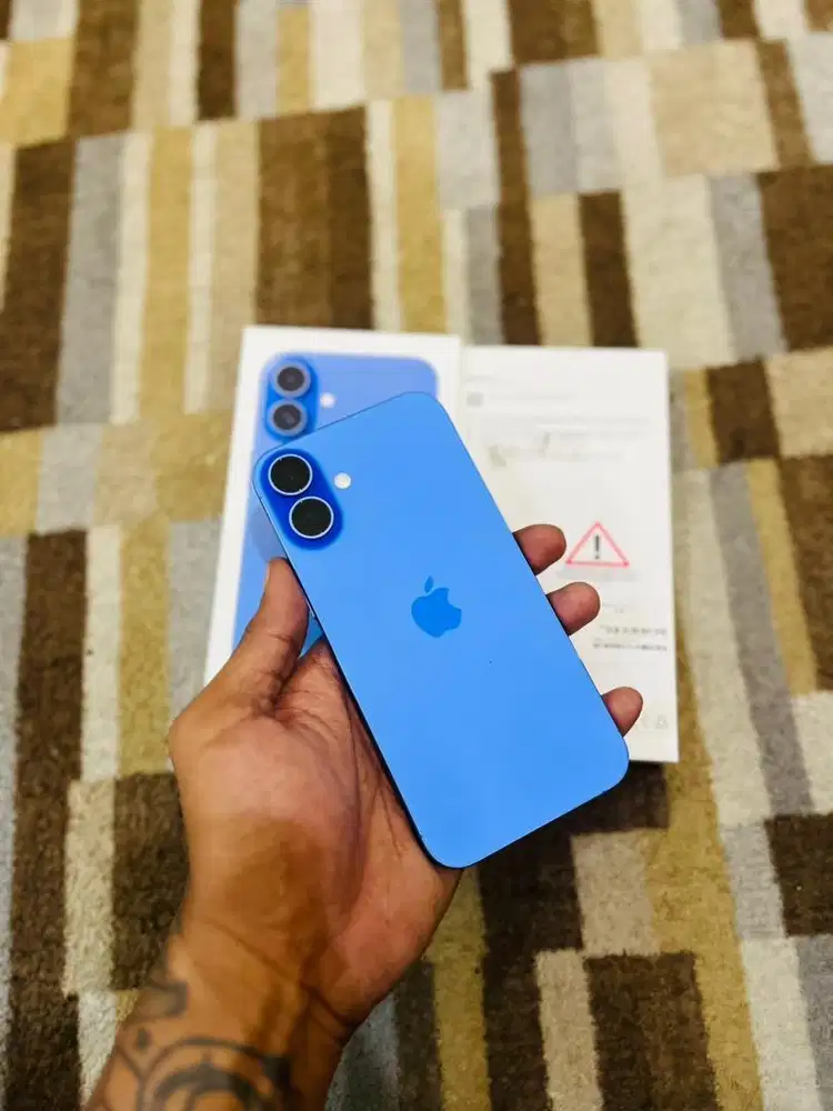 Iphone 16 plus 128GB ibox garansi on Mei 2026