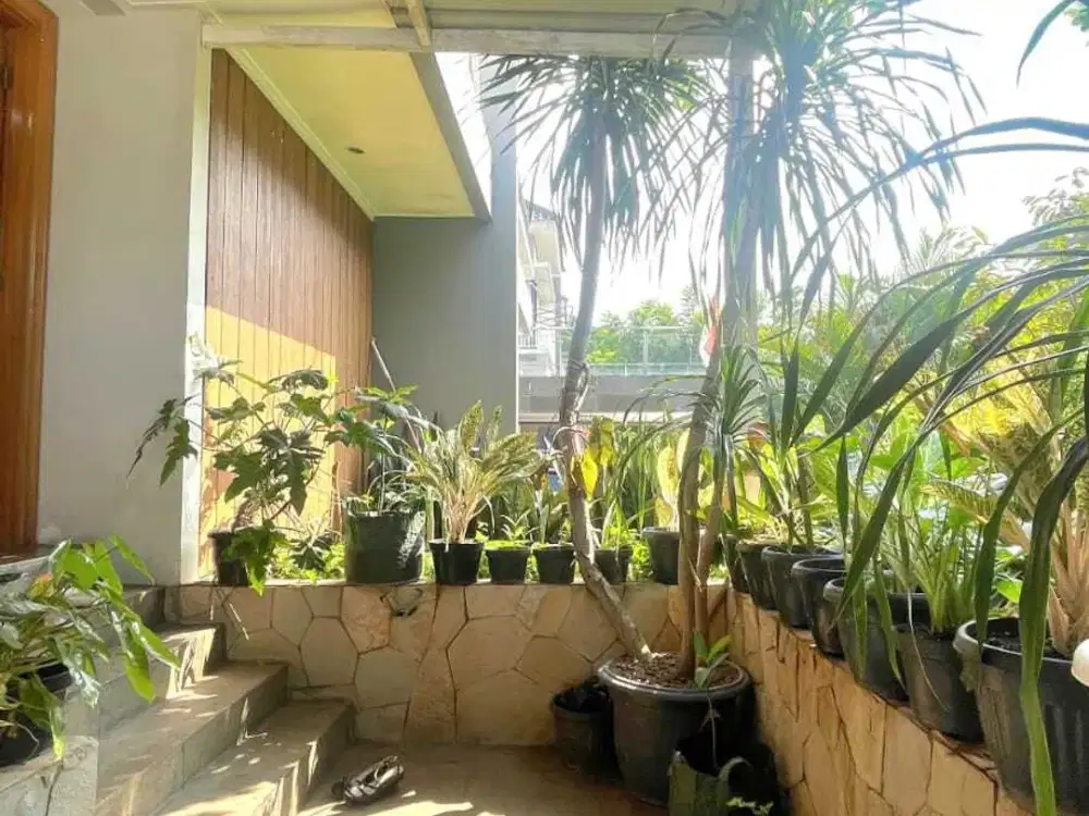 Dijual Rumah Siap Huni termurah di kebayoran symphony bintaro jaya shm