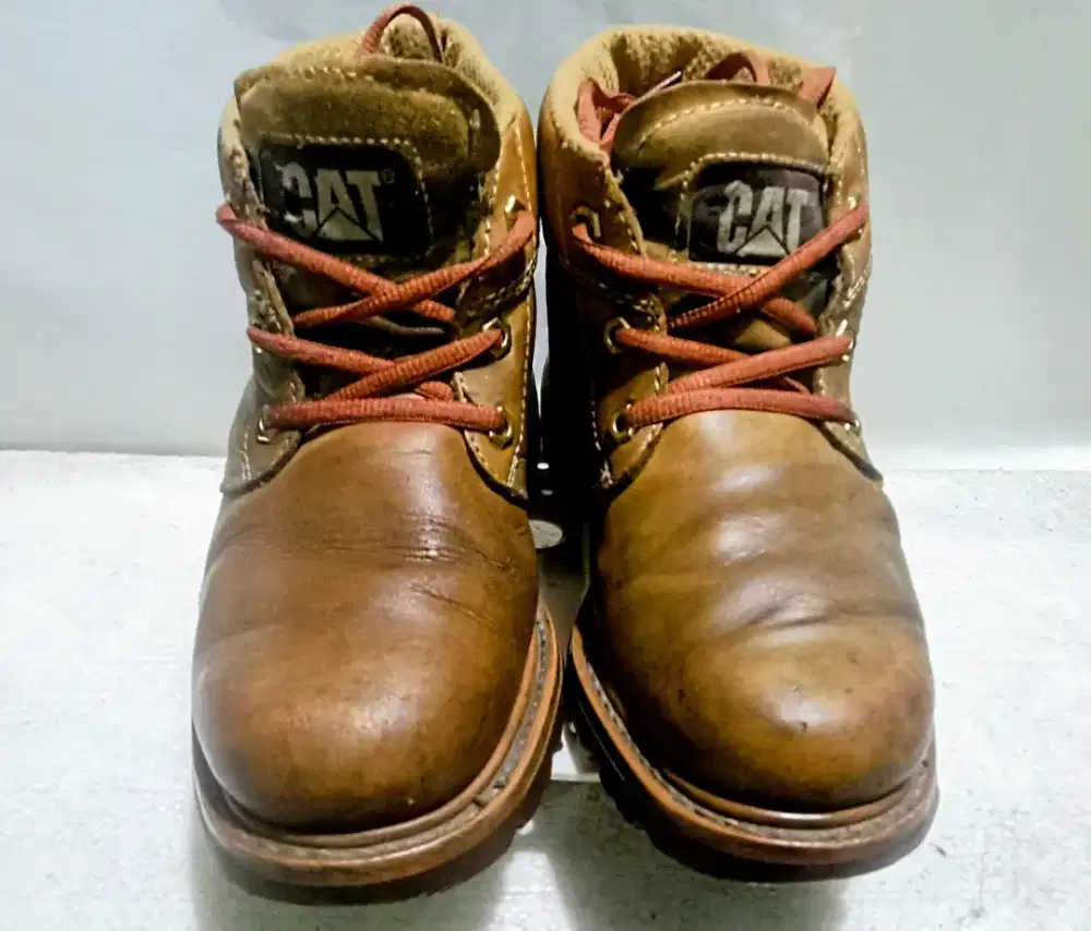 Caterpillar - Sepatu Pria Kulit Import Original