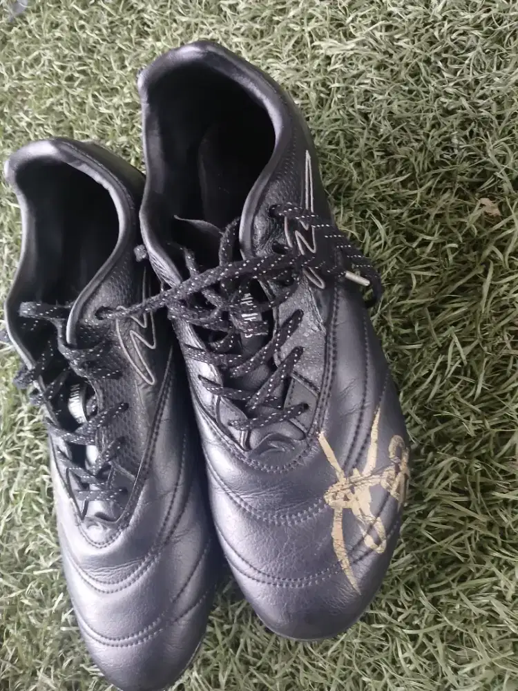 Sepatu specs x bambang original plus langsung ttd uk 42