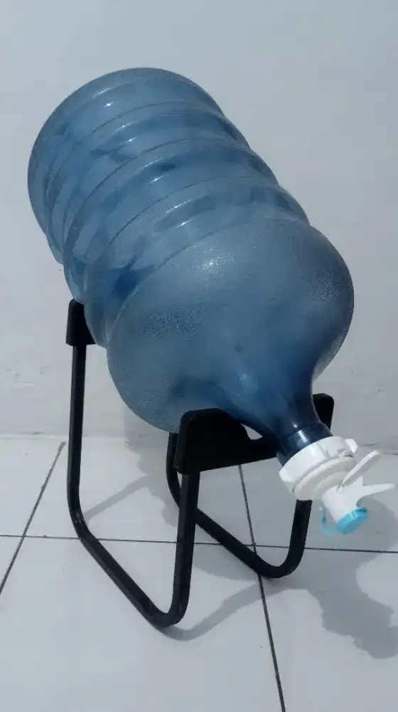 Galon aqua + tutup + stand