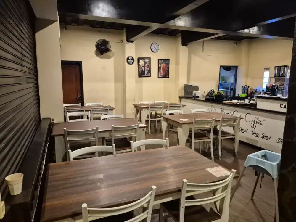 Rumah cocok ruang usaha di mainroad Sarijadi, Bandung