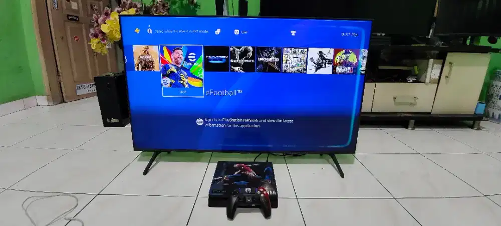Ps4 ori full game & TV 50 inch smart