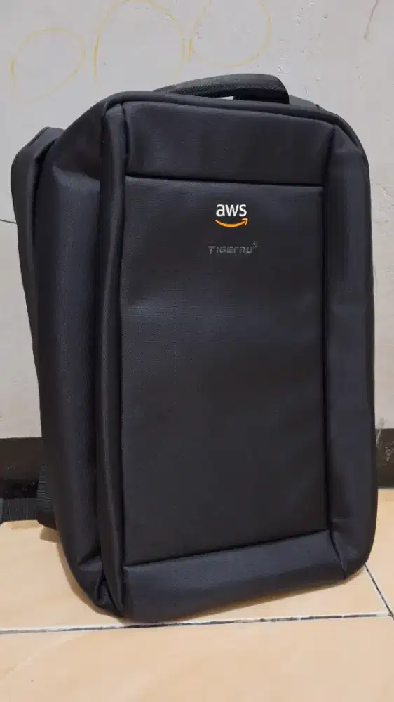 Tigernu Tas Ransel Backpack USB Anti Maling 15.6 Inch- T-B3599