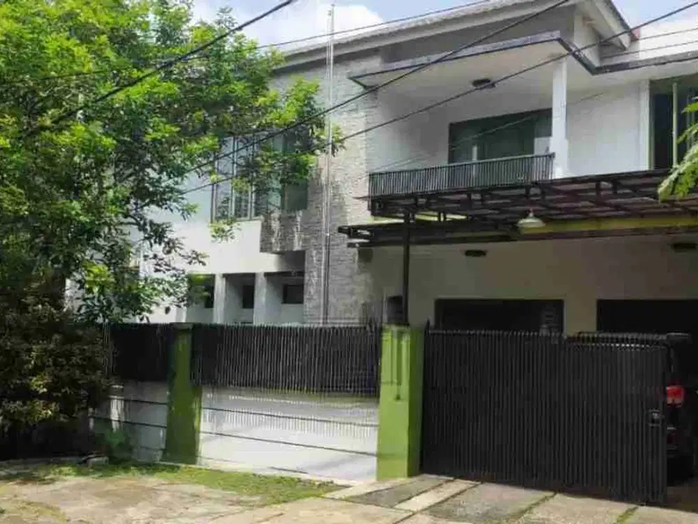 HUNIAN MEWAH + KOLAM RENANG PRIBADI DI GALAXY