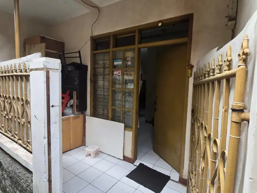 Rumah Strategis Tengah Kota di Gang Luna Bandung