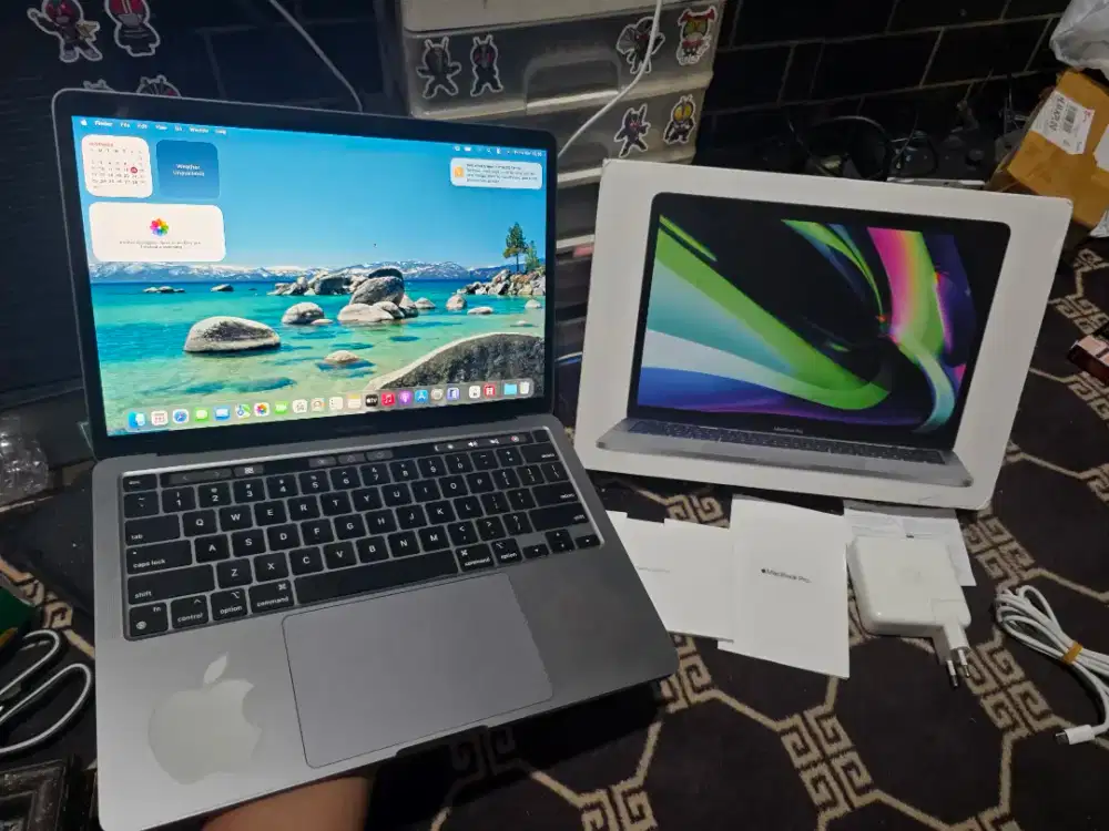 Macbook Pro M1 2020 iBox 8/256Gb Fullset Original Siap Pakai