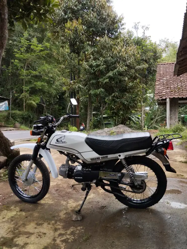 HONDA WIN 100 restorasi