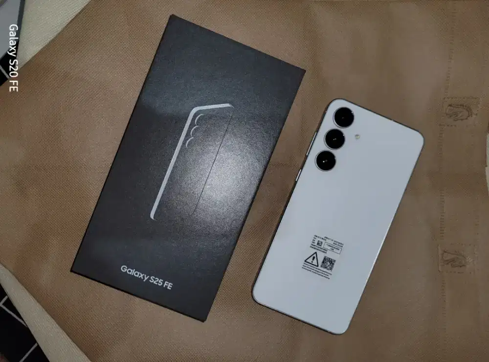 Samsung S25 FE 8/512GB second