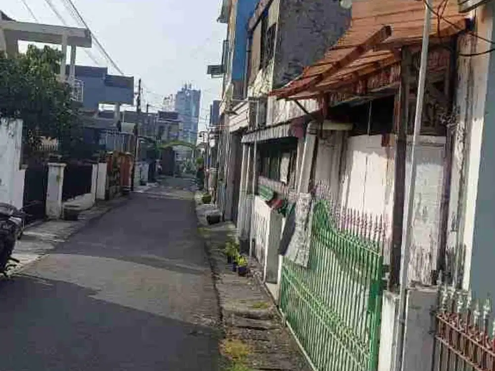 RUMAH COCOK DI BANGUN KOST2AN KEDAWUNG DEKAT SUHAT MALANG