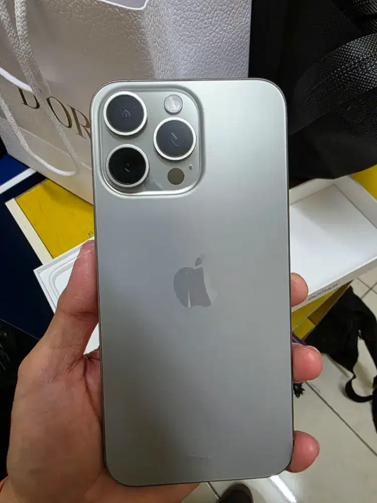 Iphone 15 Pro Max 256Gb Natural Titanium Ex Ibox