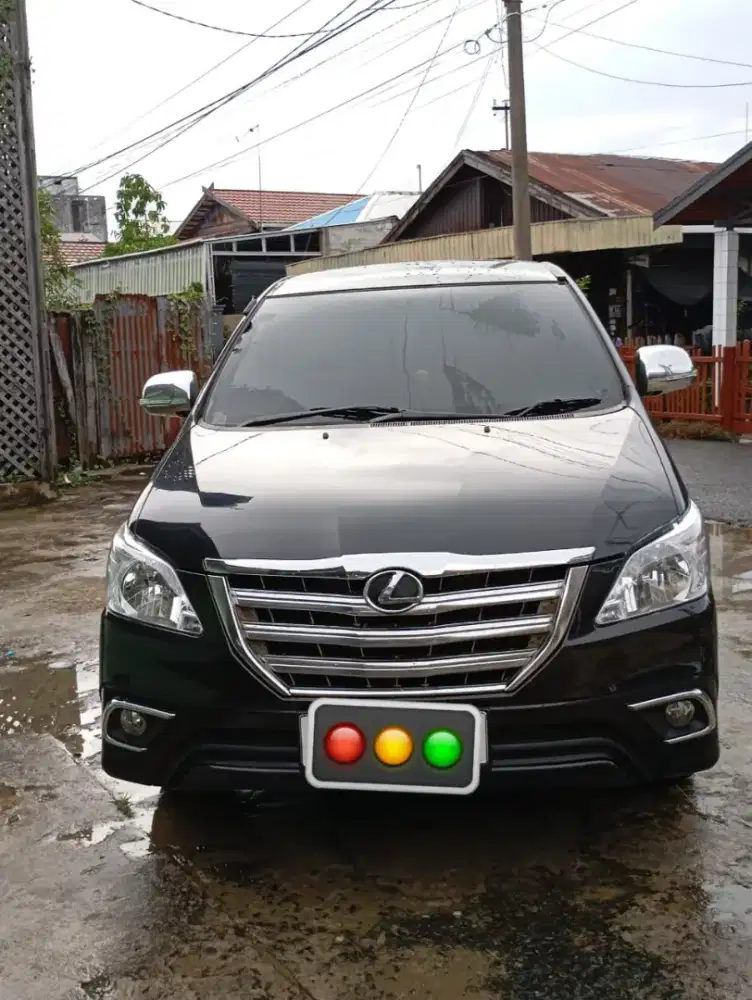 TOYOTA INNOVA 2009