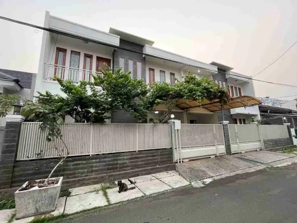 DIJUAL RUMAH TINGGAL GANDENG SIAP HUNI 2LANTAI KOMPLEK SEKTOR 2 BINTARO JAYA TANGSEL.