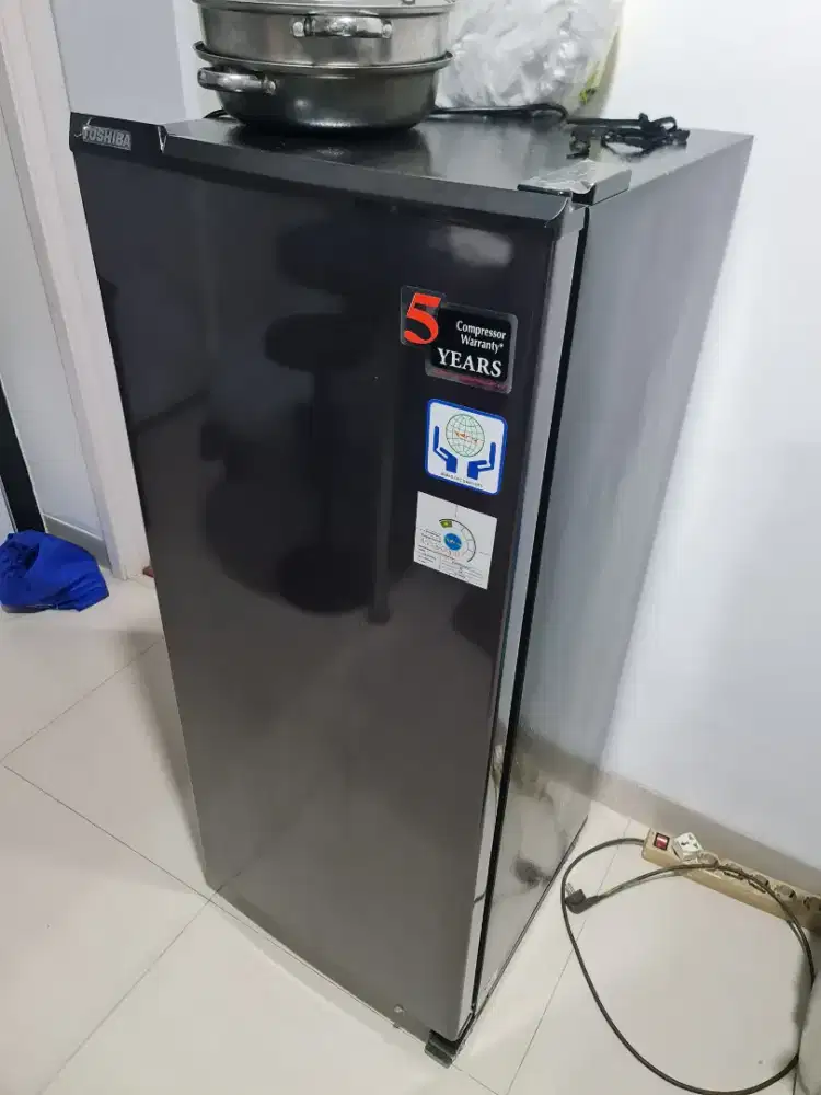 Kulkas Toshiba GR 190L