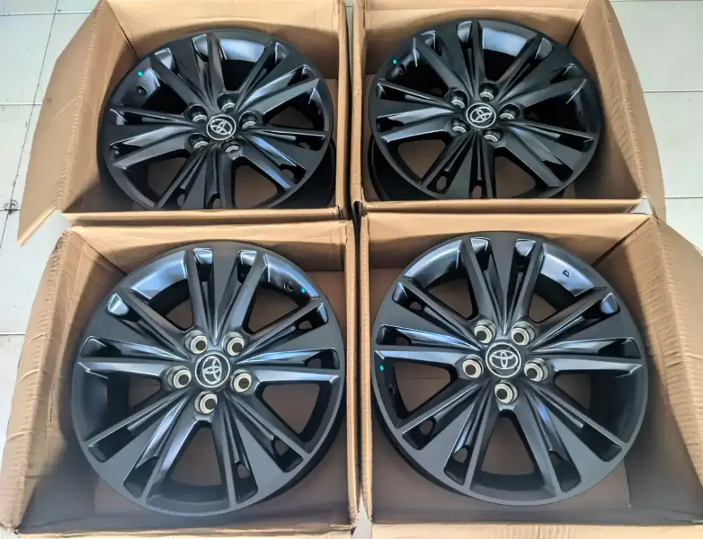 R17 Original Inova Venturer PCD 5x114 New no Replika 100% original