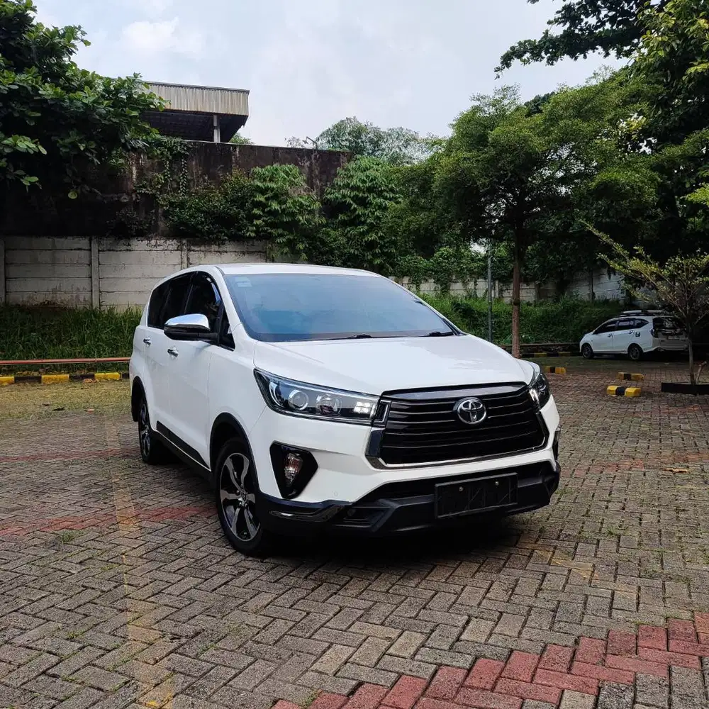 2021 Toyota Innova Venturer 2.4 Diesel AT