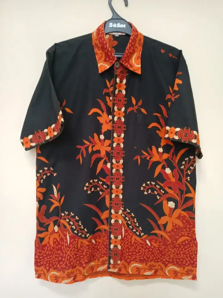 Kemeja Batik Lengan Pendek KEREN