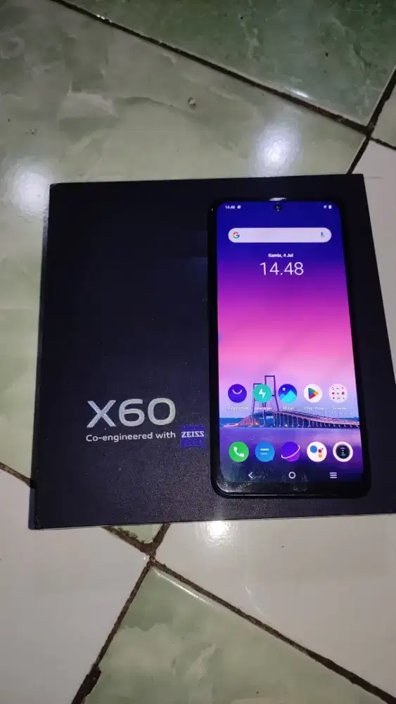 Vivo x60 5g ram 8+8/128