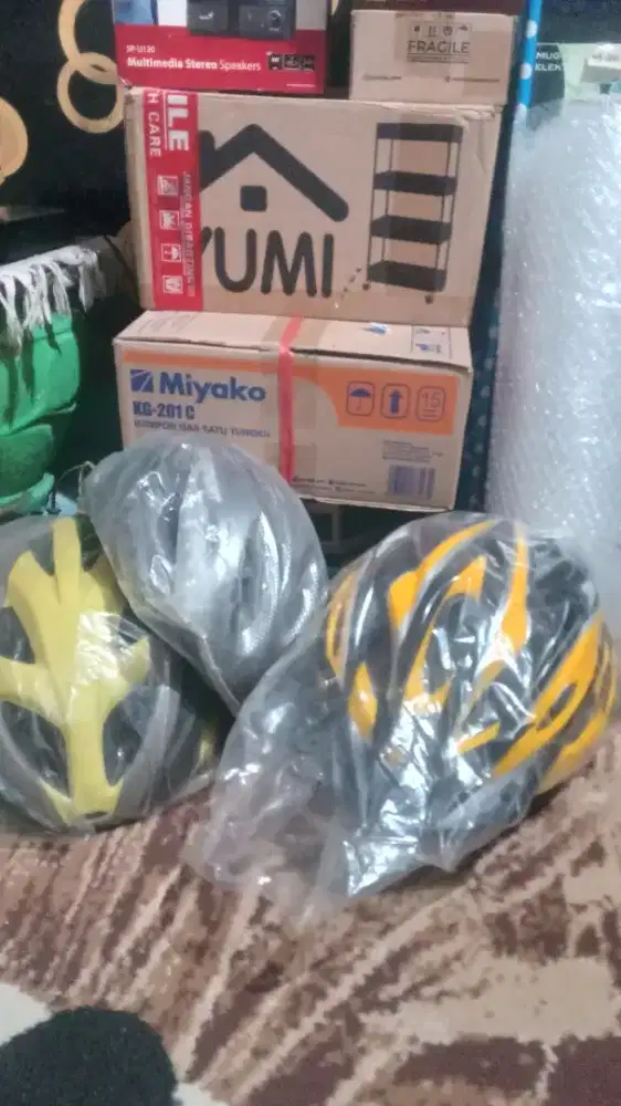Monggo yg minat helm baru warna mantul