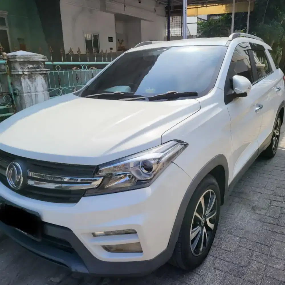 DFSK GLORY 560 1.8CC (2020)