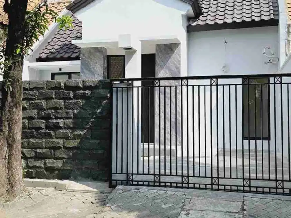 Dijual Rumah Citraland Fully Renov dekat Pasar Modern