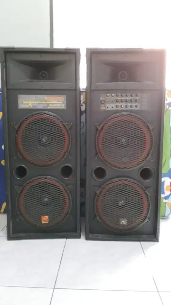 Speaker aktif Roadmaster 212 karaoke