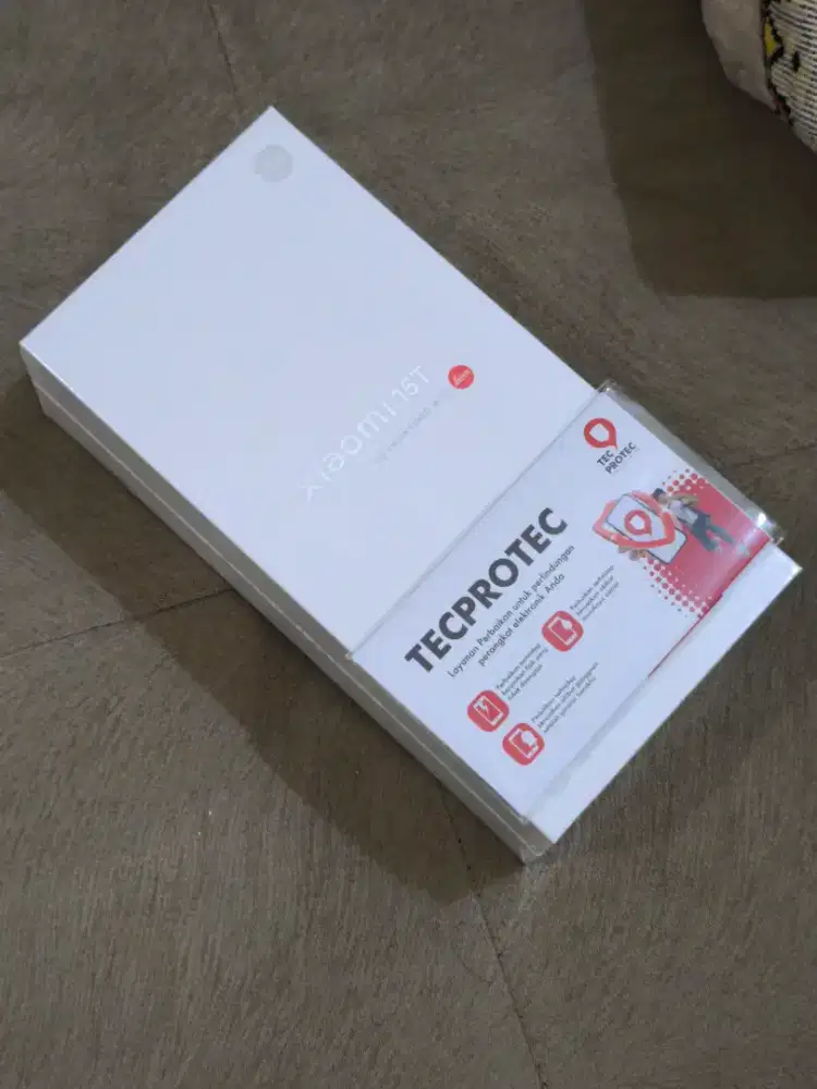 Xiaomi 15T 512 GREY BNIB + Tecprotect + mug