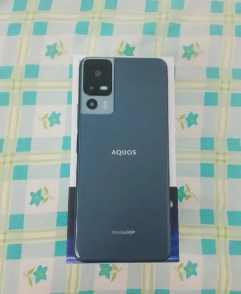 SHARP V7 PLUS RAM 4/128GB