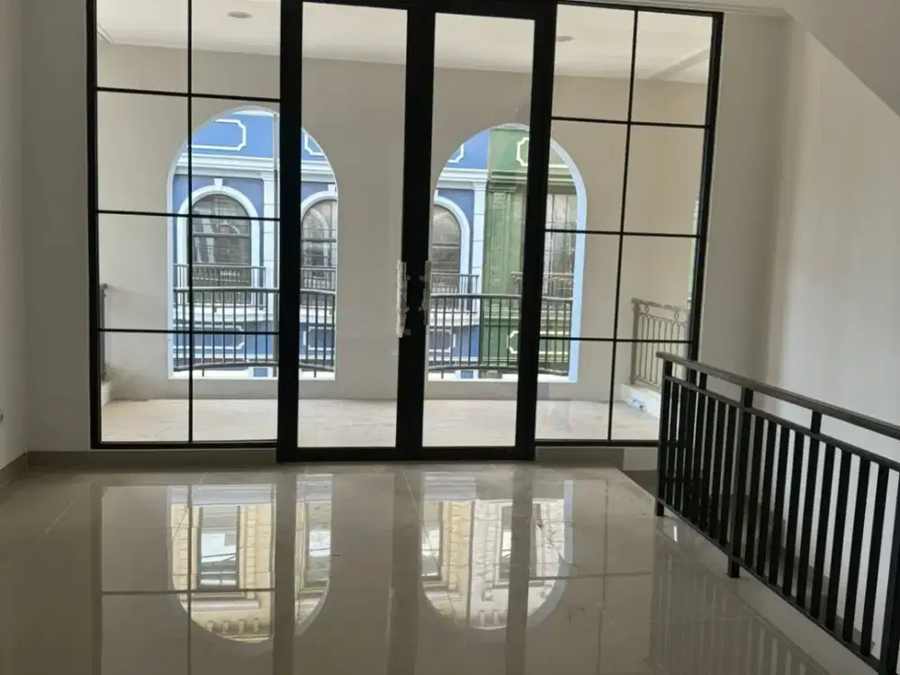 rukan euroasia osaka pik2 rukan 3 lantai harga termurah 5x10 siap usaha kantor restoran cafe